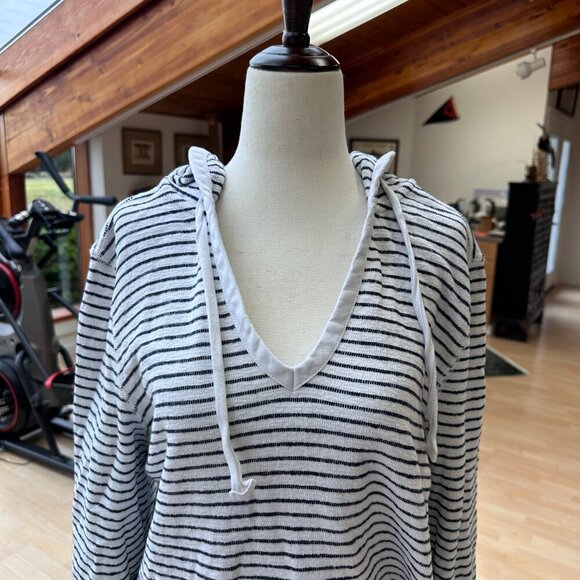 Tommy Bahama Striped Pullover Hoodie M Medium (Runs Large) - Picture 2 of 8